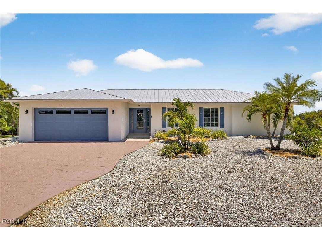 720 Durion Court Sanibel FL 33957 2025004825 image44