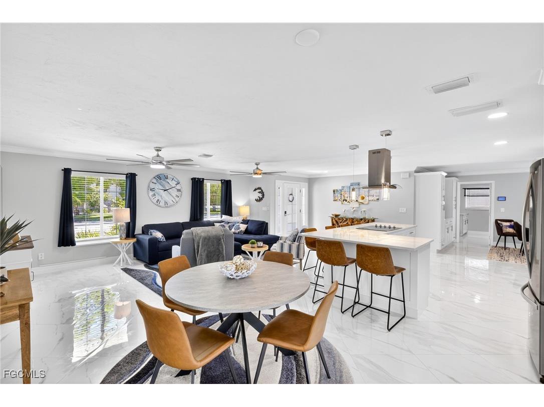 720 Durion Court Sanibel FL 33957 2025004825 image8