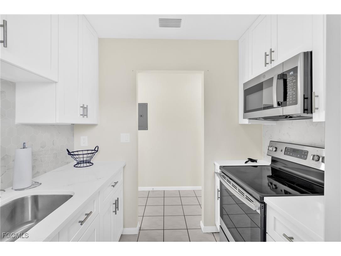 720 Joel Boulevard Lehigh Acres FL 33936 2026005266 image7
