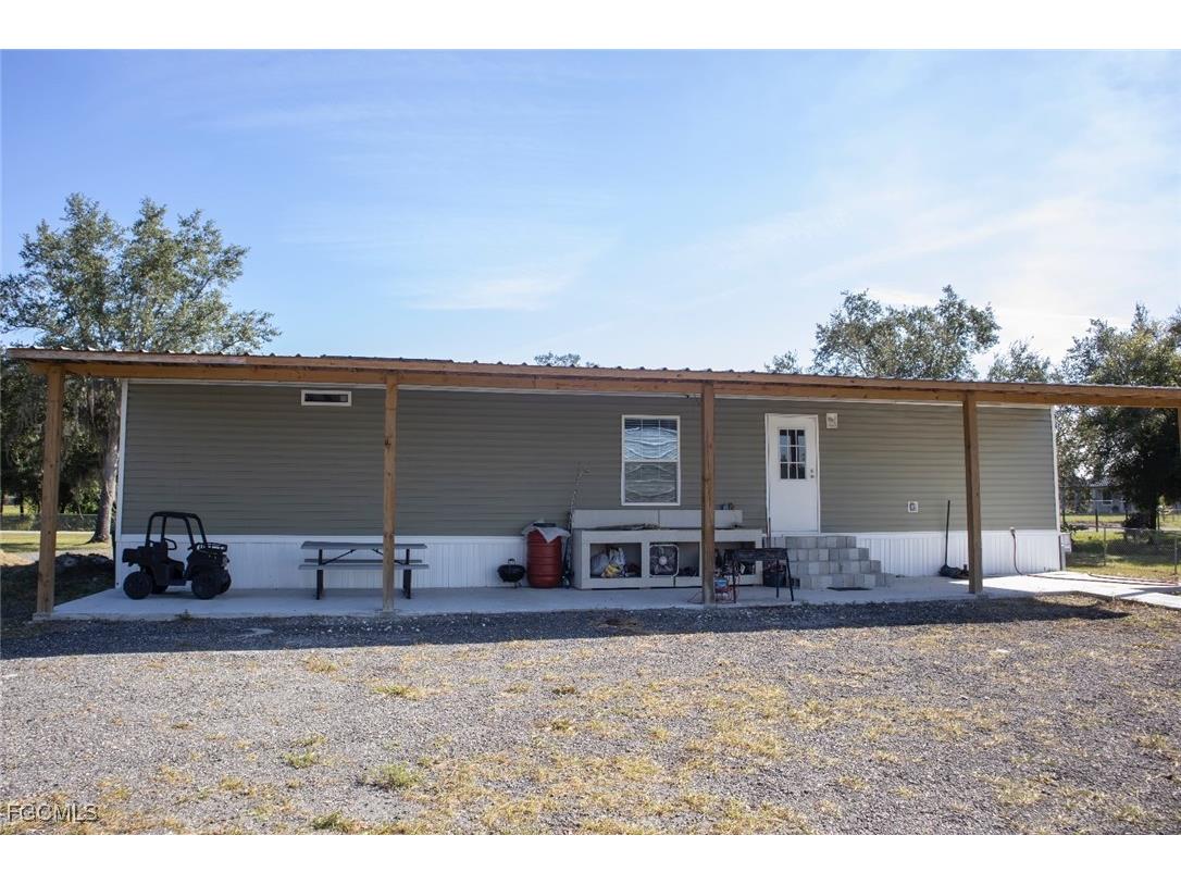 720 N Estribo Street Clewiston FL 33440 2025020209 image16