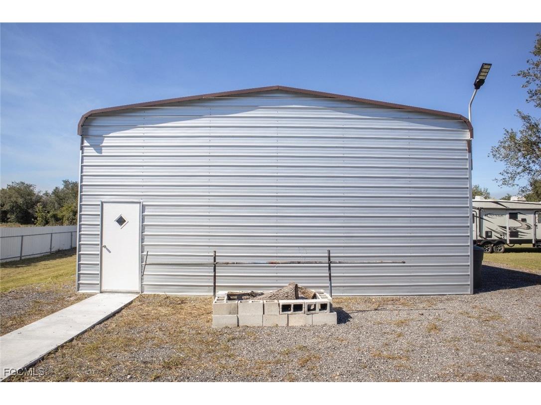 720 N Estribo Street Clewiston FL 33440 2025020209 image17