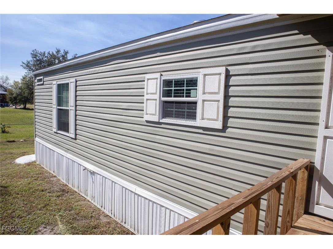 720 N Estribo Street Clewiston FL 33440 2025020209 image18