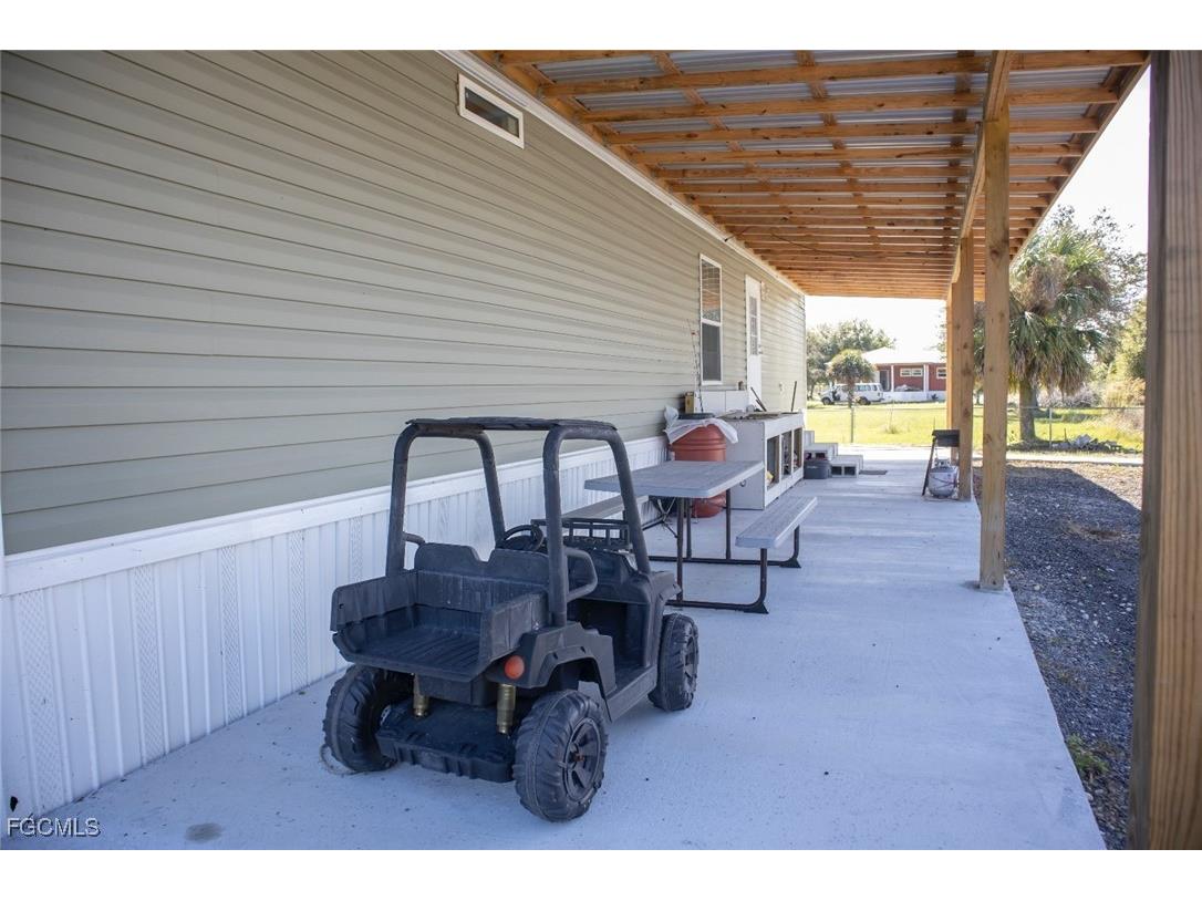 720 N Estribo Street Clewiston FL 33440 2025020209 image19