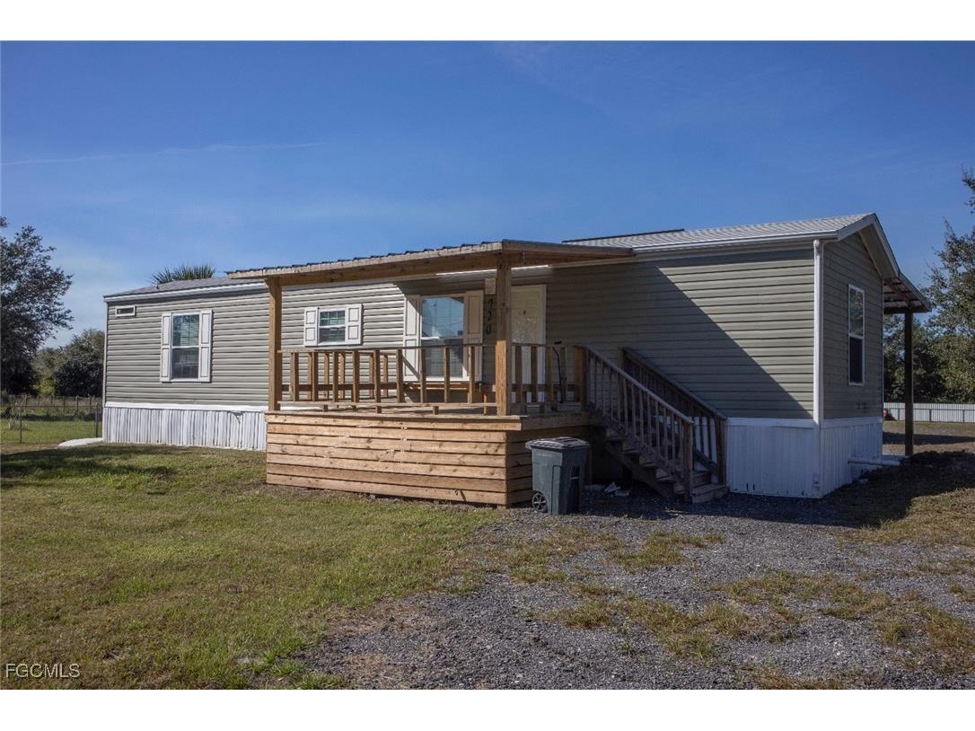 720 N Estribo Street Clewiston FL 33440 2025020209 image39