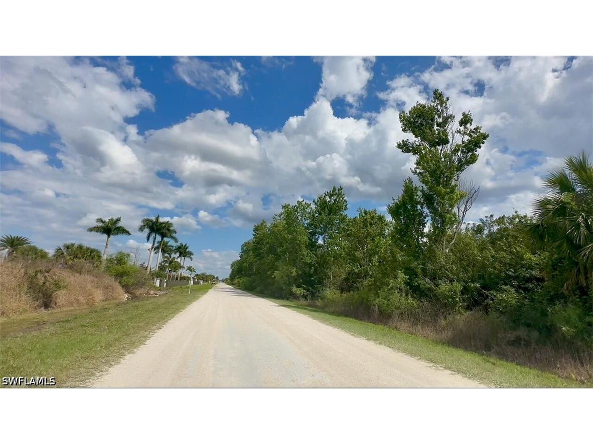 720 Shady Hollow Boulevard W Naples FL 34120 226021917 image2