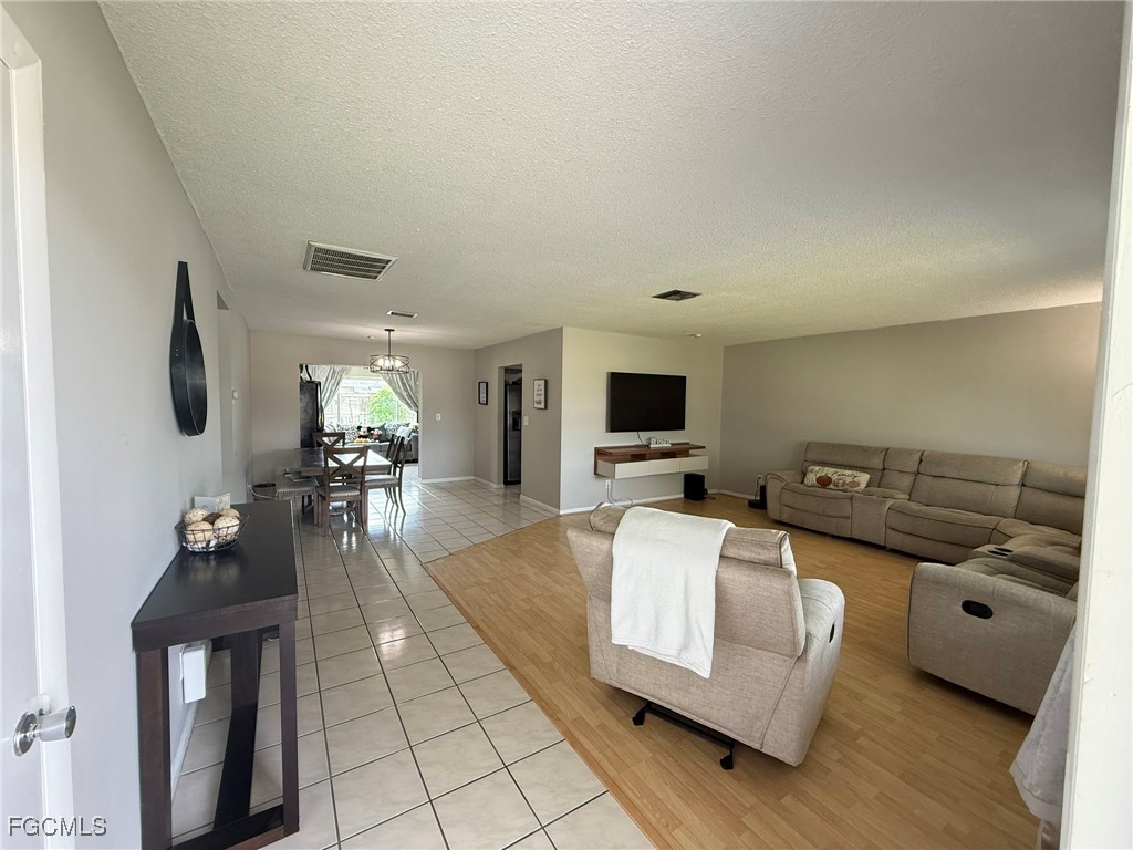 720 Shadyside Street Lehigh Acres FL 33936 2025011824 image3