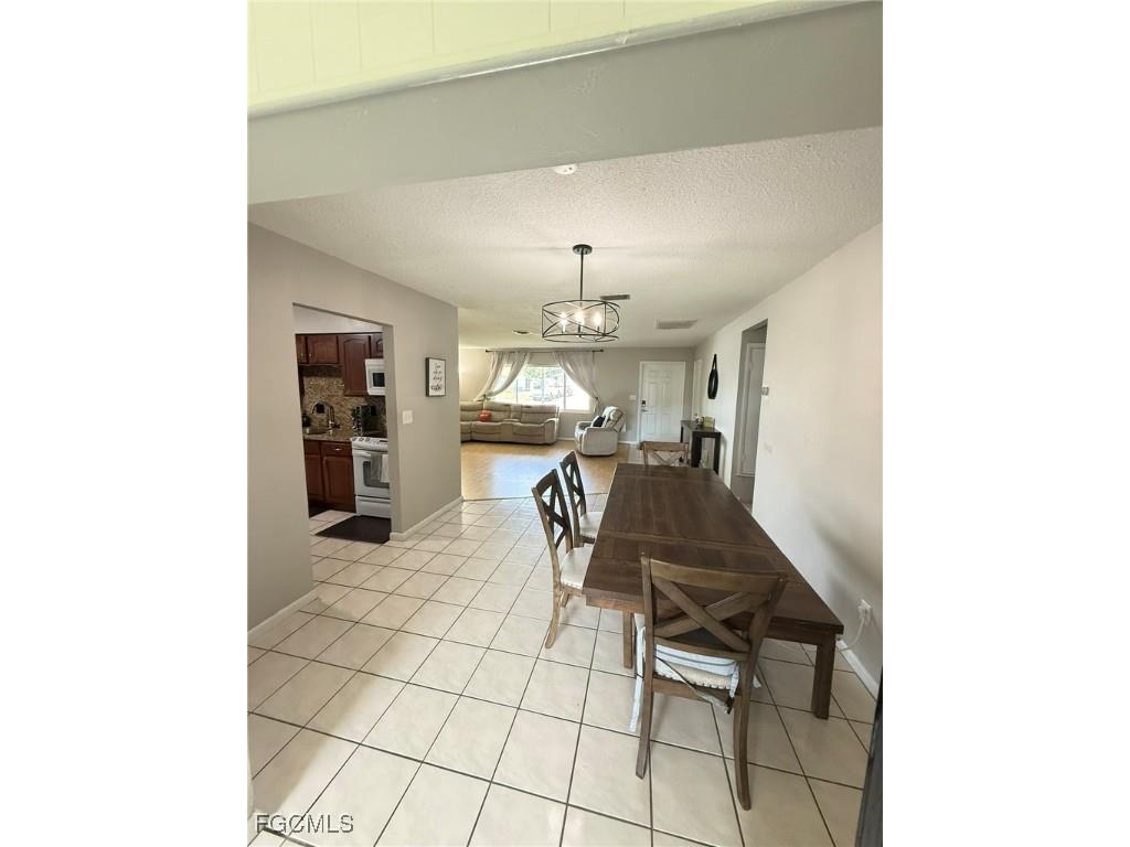 720 Shadyside Street Lehigh Acres FL 33936 2025011824 image4