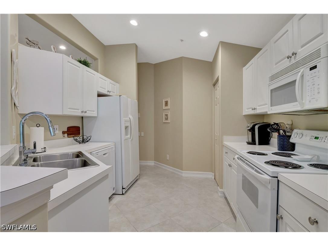 720 Tarpon Cove Drive #201 Naples FL 34110 226010513 image12