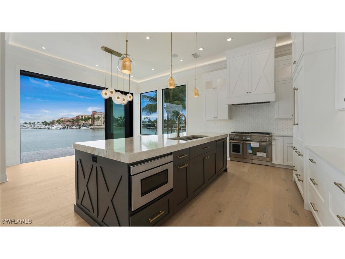 720 Tigertail Court Marco Island FL 34145 225029997 image8