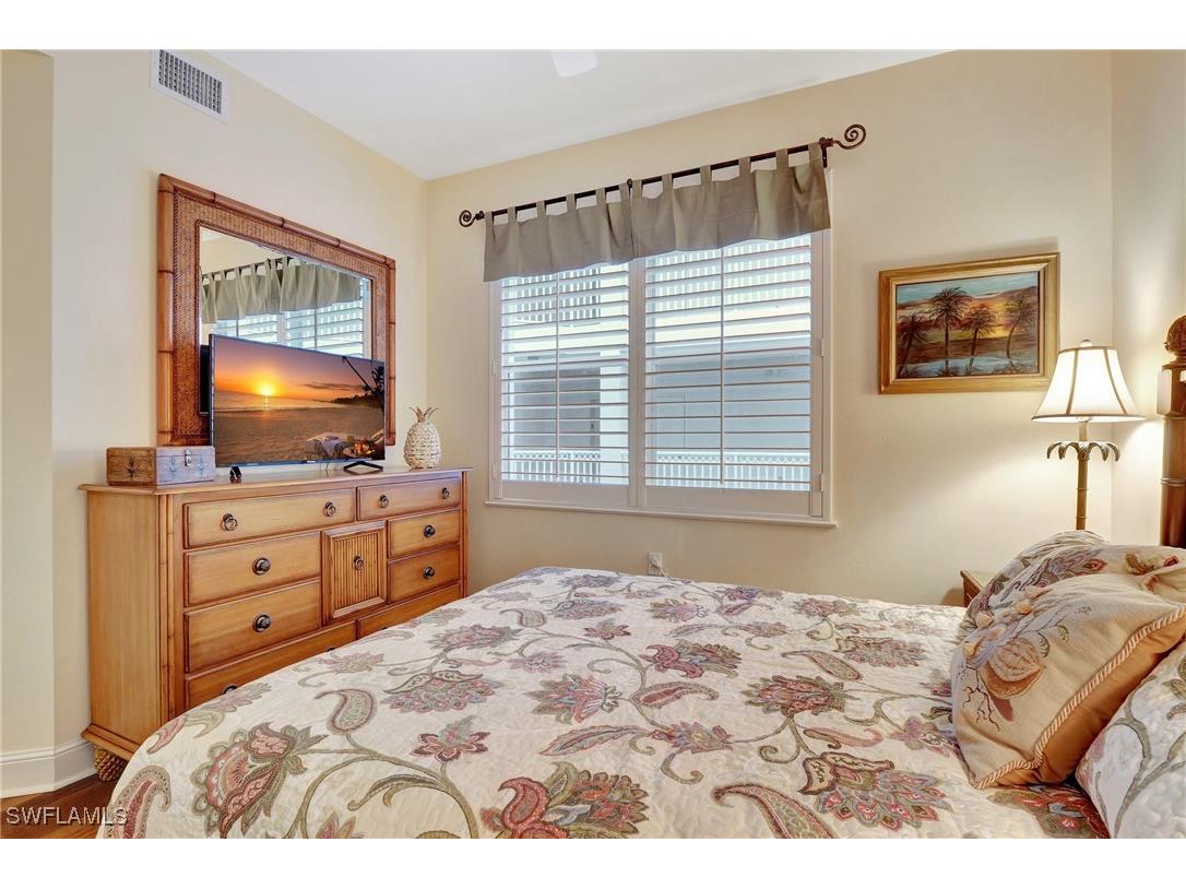 720 Waterford Drive #302 Naples FL 34113 225076722 image25