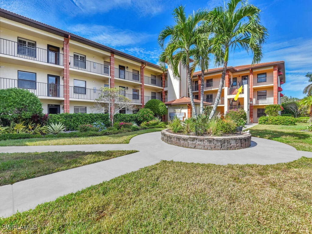 7200 Coventry Court #130 Naples FL 34104 224092649 image1