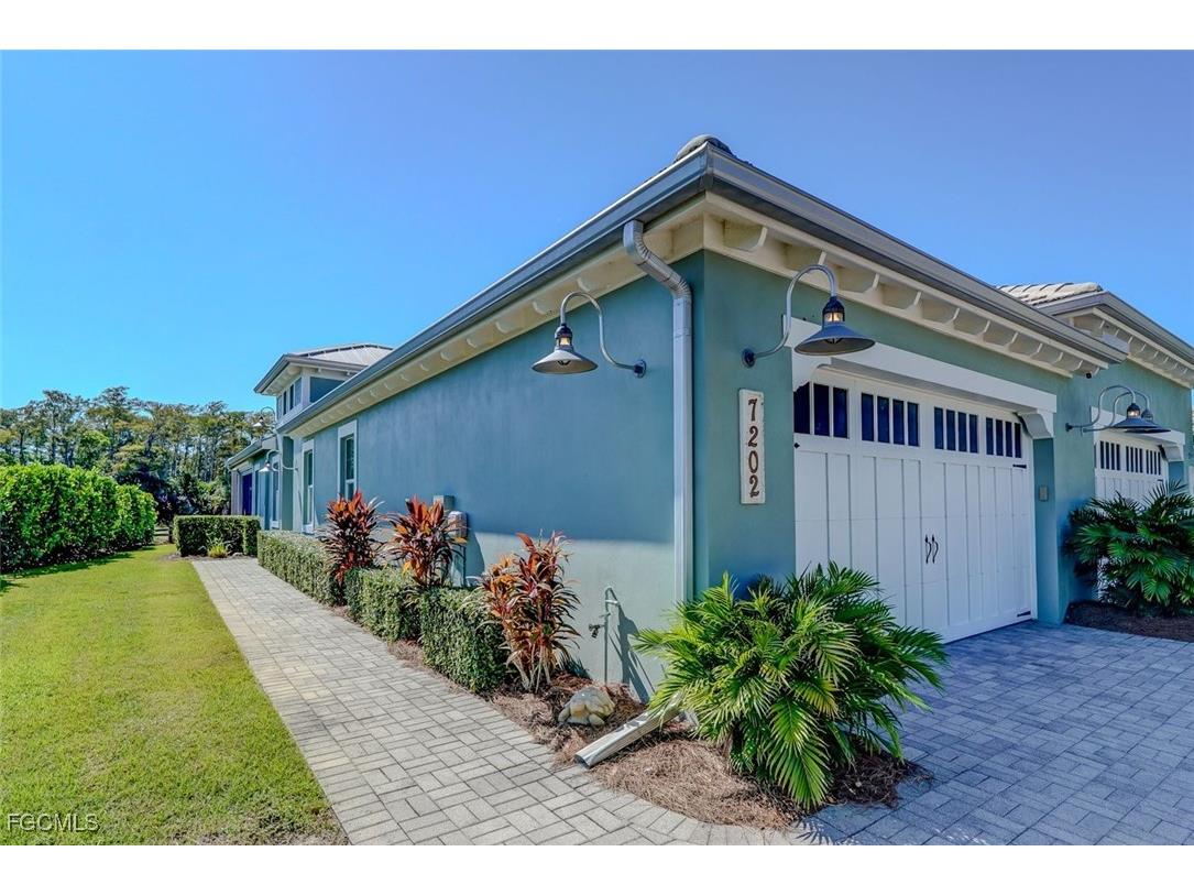 7202 Dominica Drive Naples FL 34113 2025016516 image2