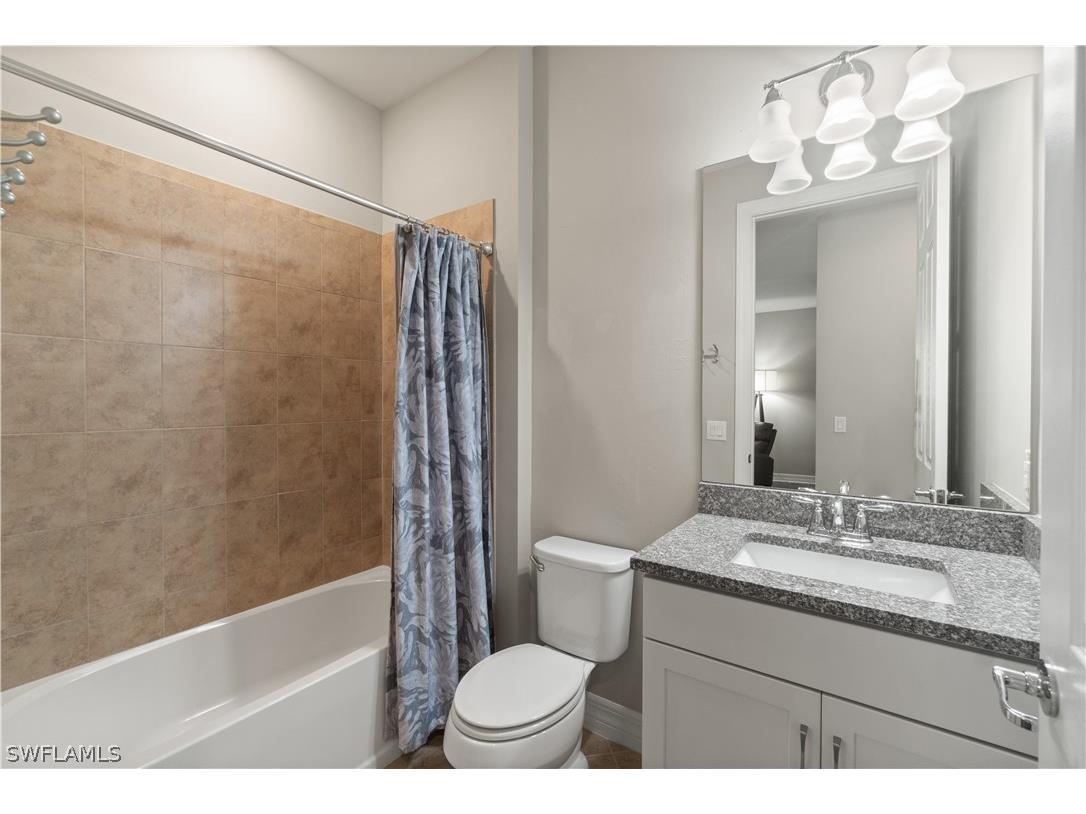 7202 Wilton Drive Naples FL 34109 226008649 image21