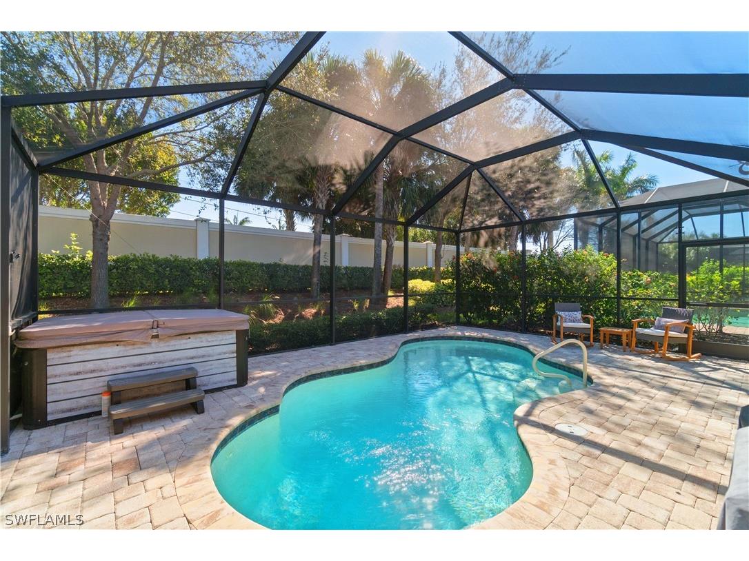 7202 Wilton Drive Naples FL 34109 226008649 image4