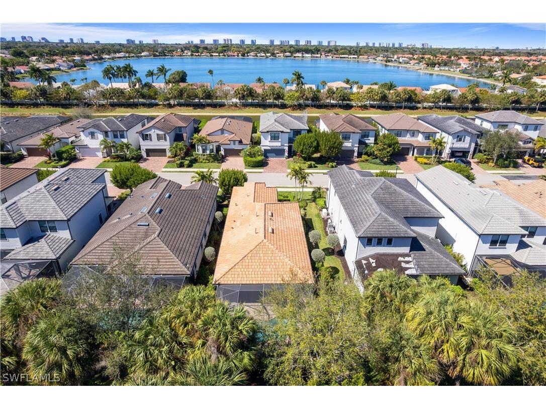 7202 Wilton Drive Naples FL 34109 226008649 image5