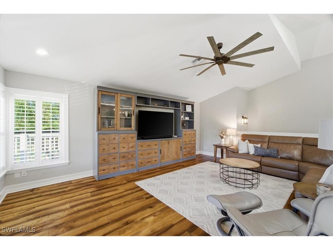 7209 Hendry Creek Drive Fort Myers FL 33908 225079206 image6