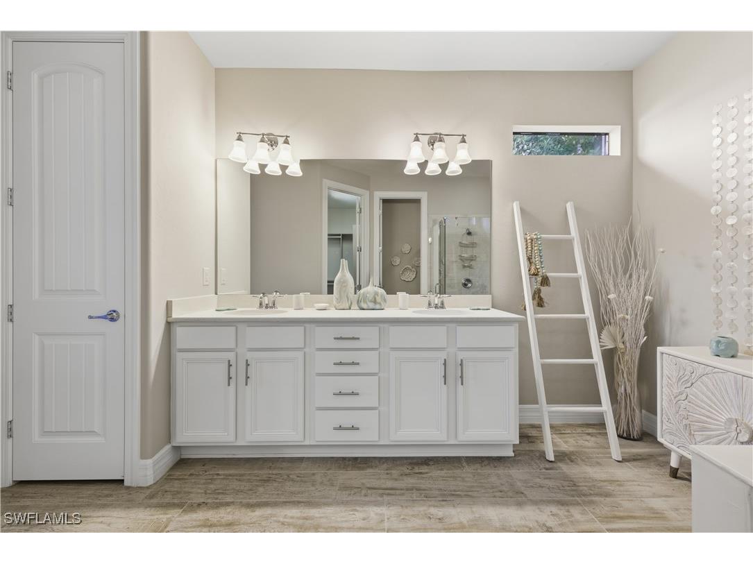 7209 Wilton Drive Naples FL 34109 225076366 image13