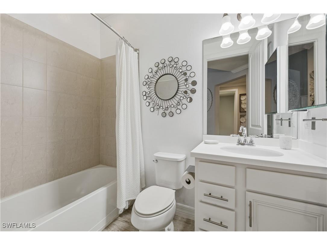 7209 Wilton Drive Naples FL 34109 225076366 image17