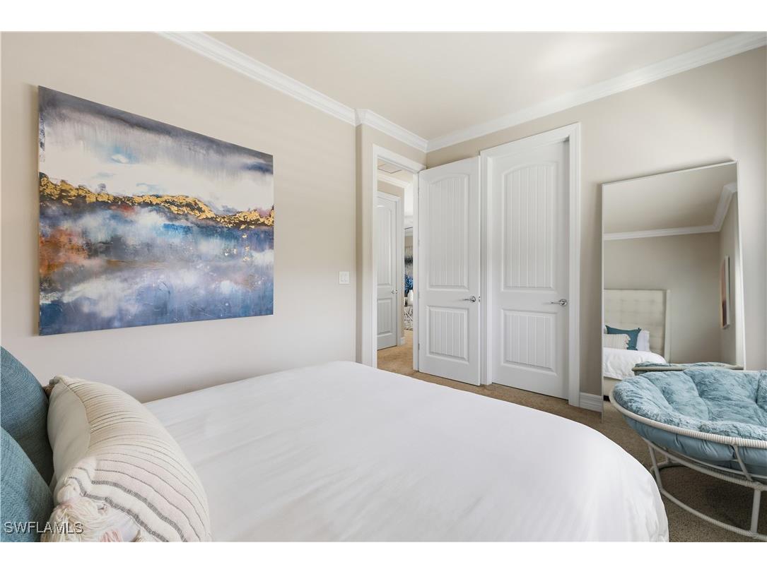 7209 Wilton Drive Naples FL 34109 225076366 image22