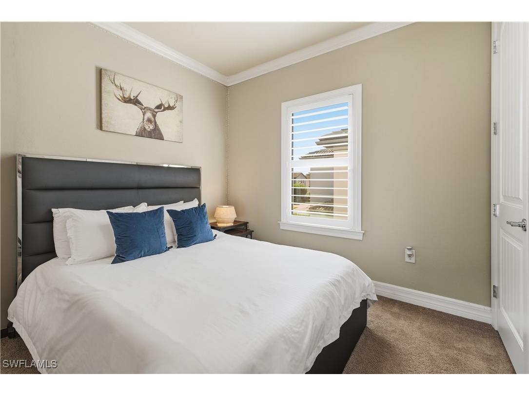 7209 Wilton Drive Naples FL 34109 225076366 image23