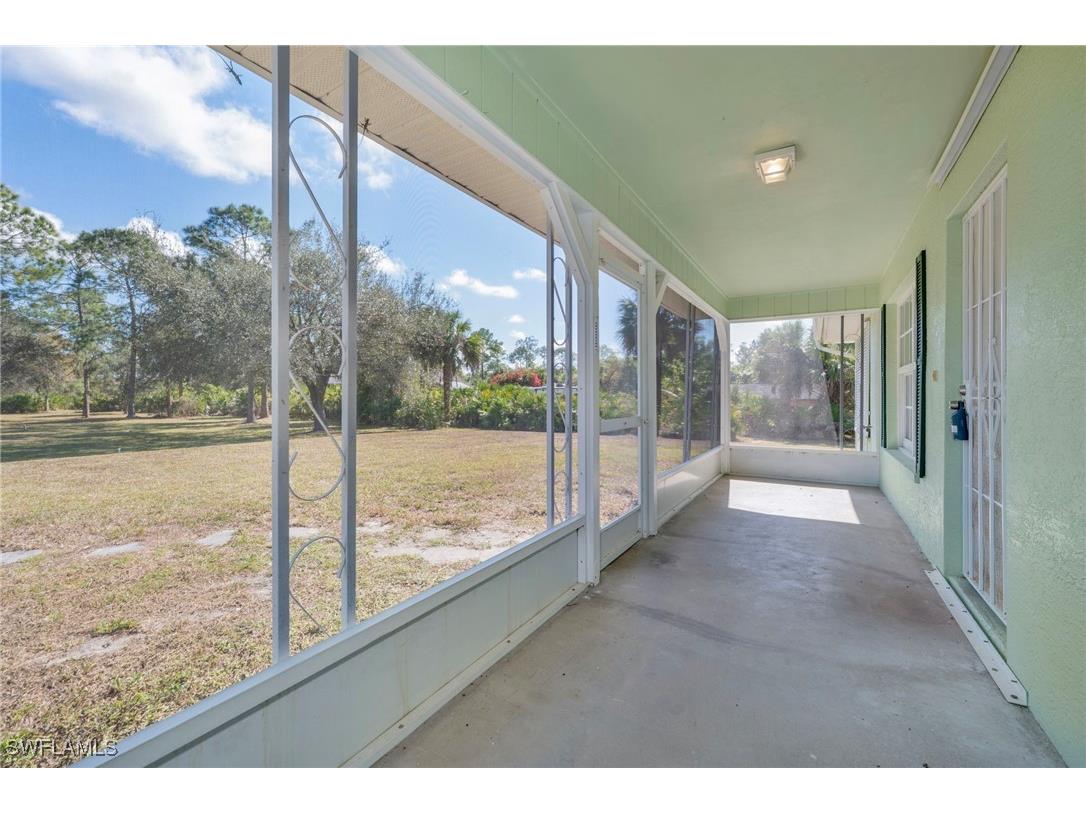 721 22nd Street SE Naples FL 34117 226003873 image4