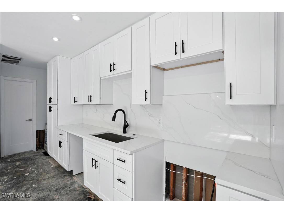 721 9th Street S #4 Naples FL 34102 225053423 image5