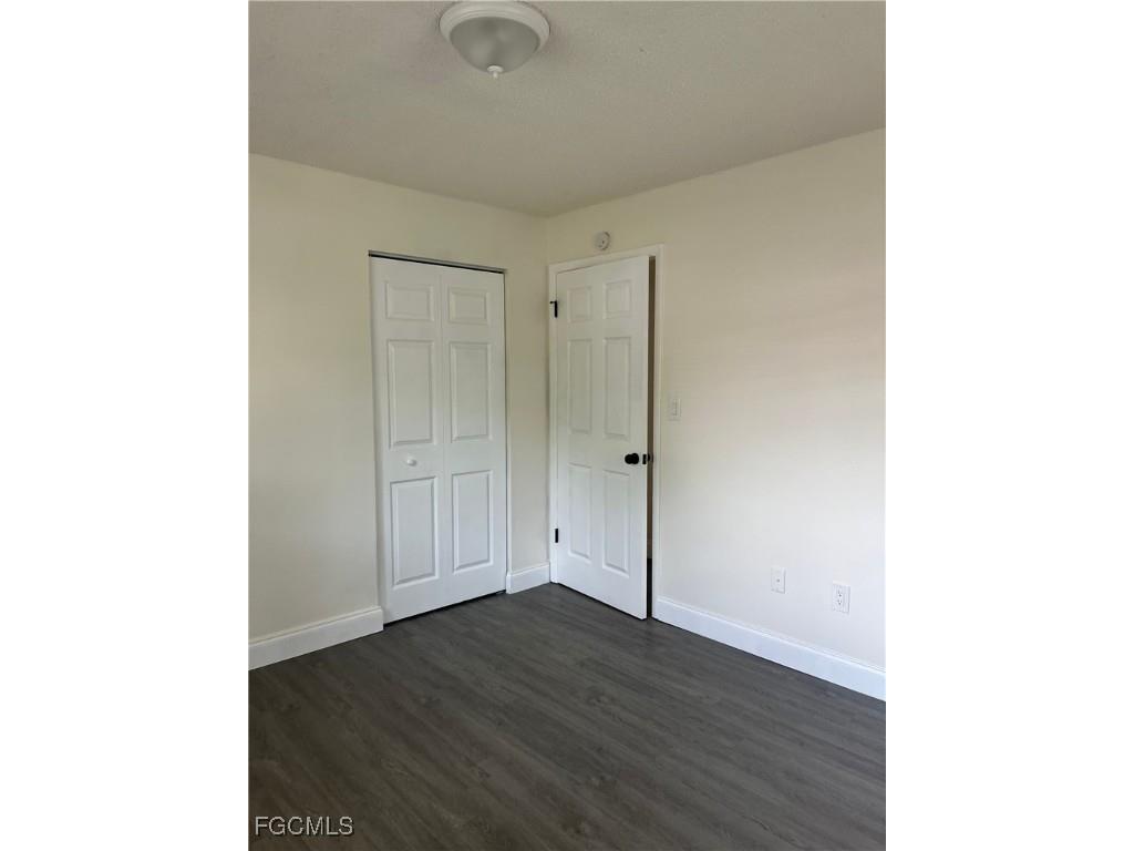 721 Burdick Avenue Fort Myers FL 33905 2025010587 image5