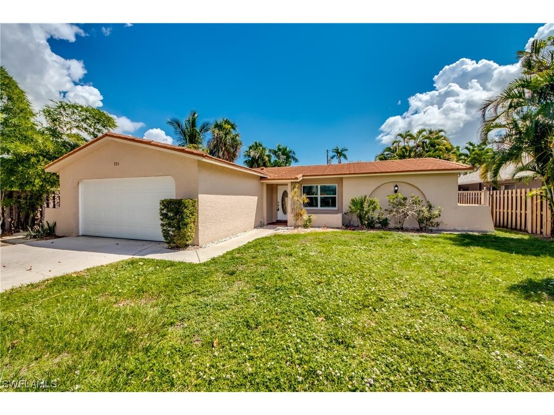 721 Dean Way Fort Myers FL 33919 223043160 image1