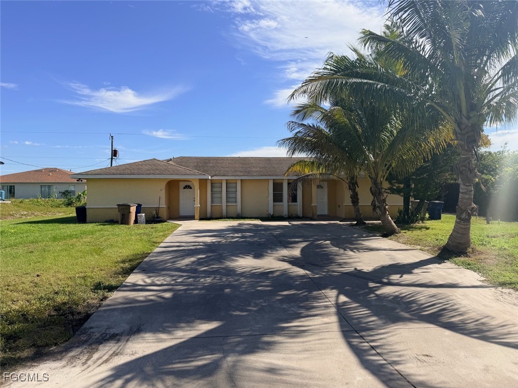721 Gilbert Avenue S Lehigh Acres FL 33973 2025018886 image1