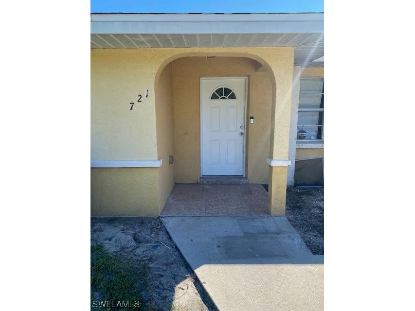 721 Gilbert Avenue S Lehigh Acres FL 33973 223083208 image1
