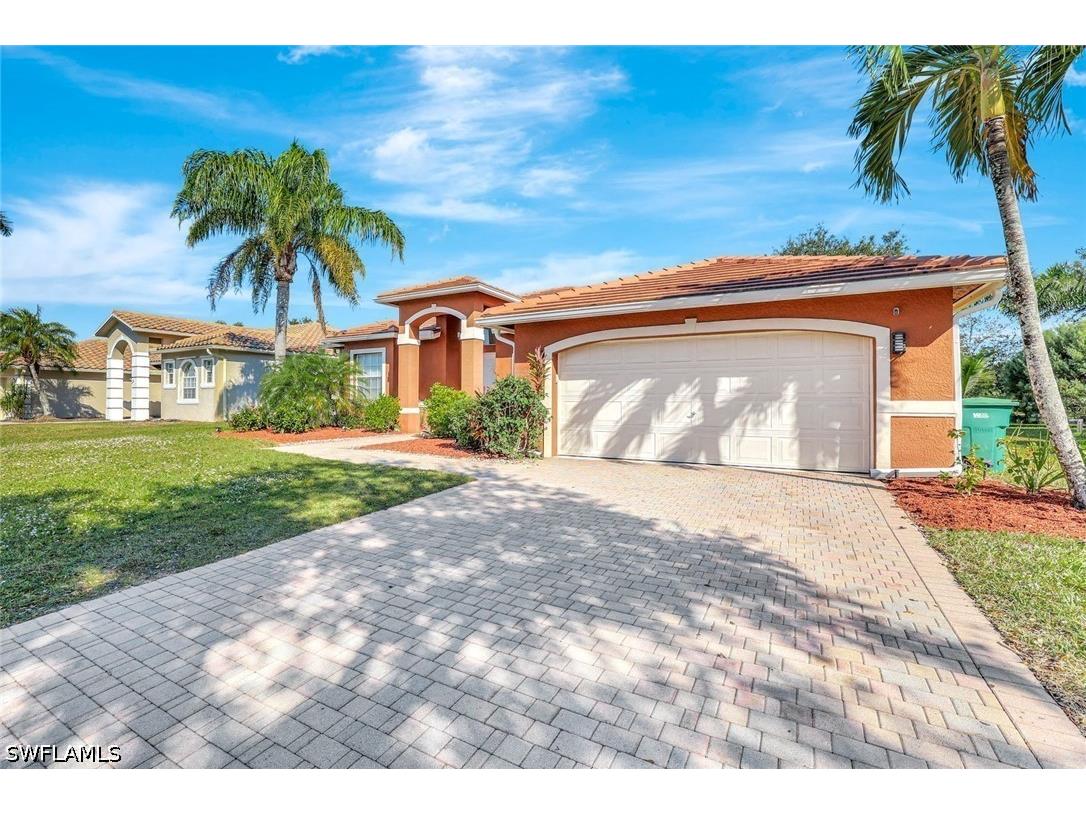 721 Grand Rapids Boulevard Naples FL 34120 226018081 image2