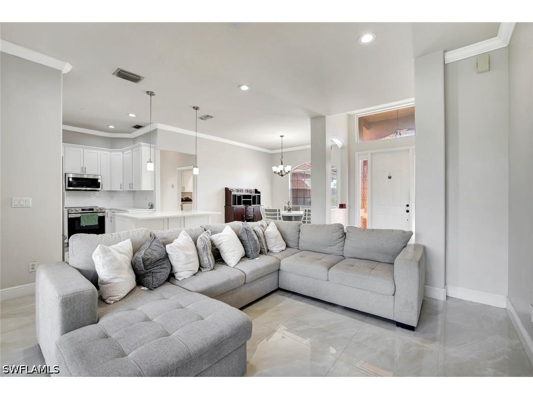721 Grand Rapids Boulevard Naples FL 34120 226018081 image4