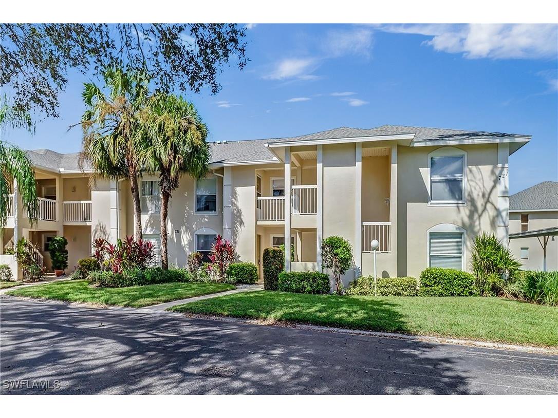 721 Landover Court #204 Naples FL 34104 225077263 image1