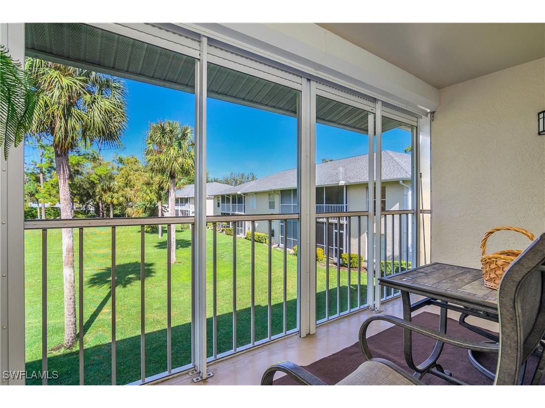 721 Landover Court #204 Naples FL 34104 225077263 image24