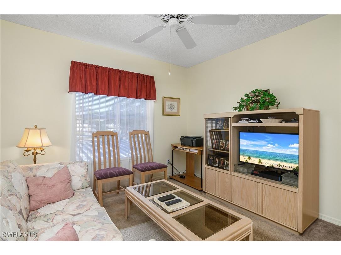 721 Landover Court #204 Naples FL 34104 225077263 image3