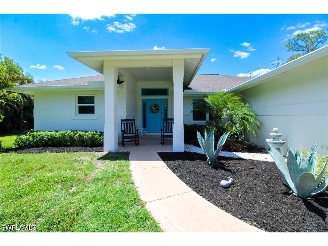 721 Logan Boulevard S Naples FL 34119 226016204 image2