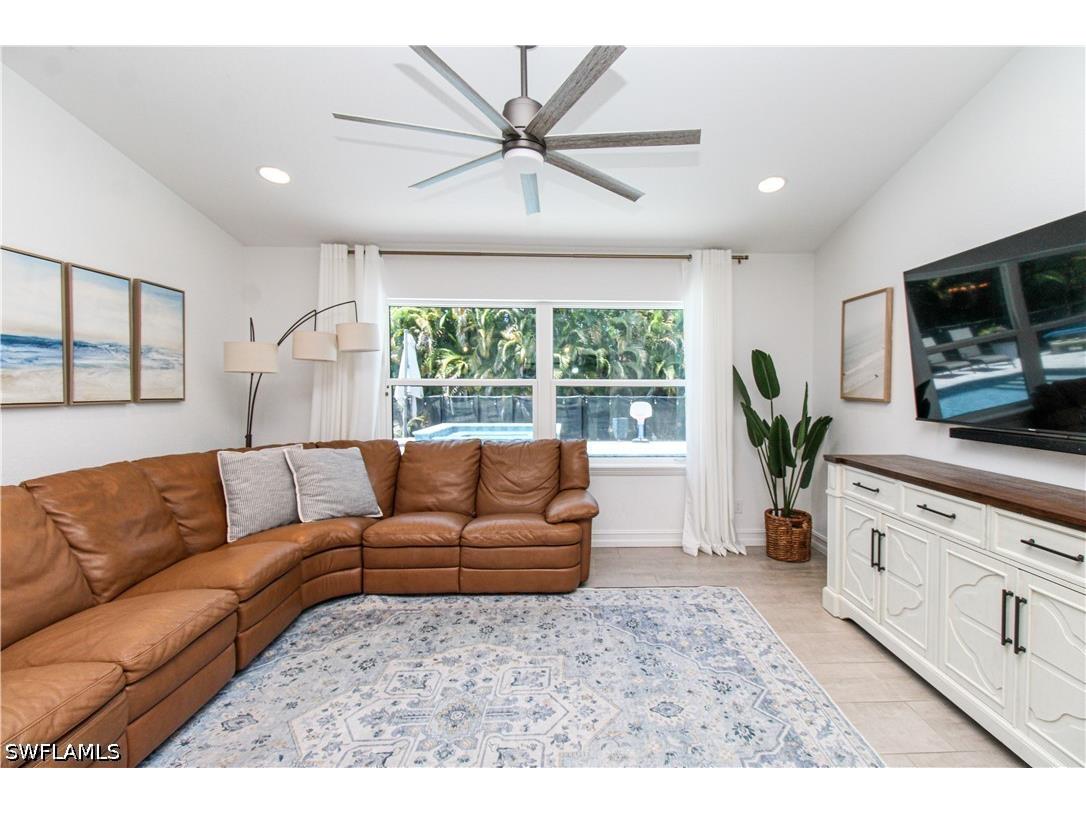 721 Logan Boulevard S Naples FL 34119 226016204 image21