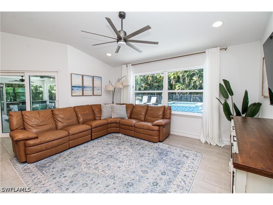 721 Logan Boulevard S Naples FL 34119 226016204 image22