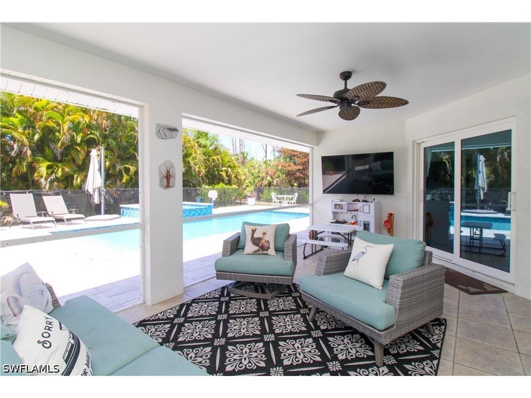 721 Logan Boulevard S Naples FL 34119 226016204 image3