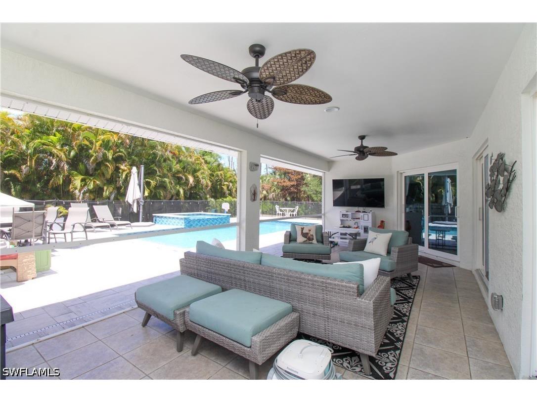 721 Logan Boulevard S Naples FL 34119 226016204 image45