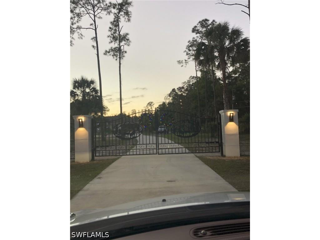 721 Logan Boulevard S Naples FL 34119 226016204 image6