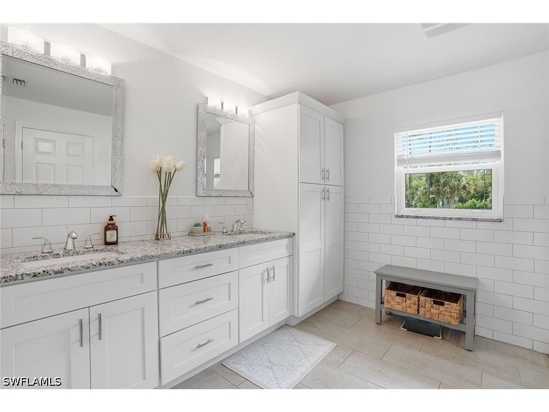 721 Logan Boulevard S Naples FL 34119 226022898 image17