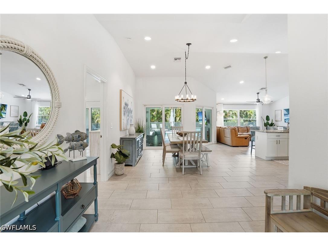 721 Logan Boulevard S Naples FL 34119 226022898 image5