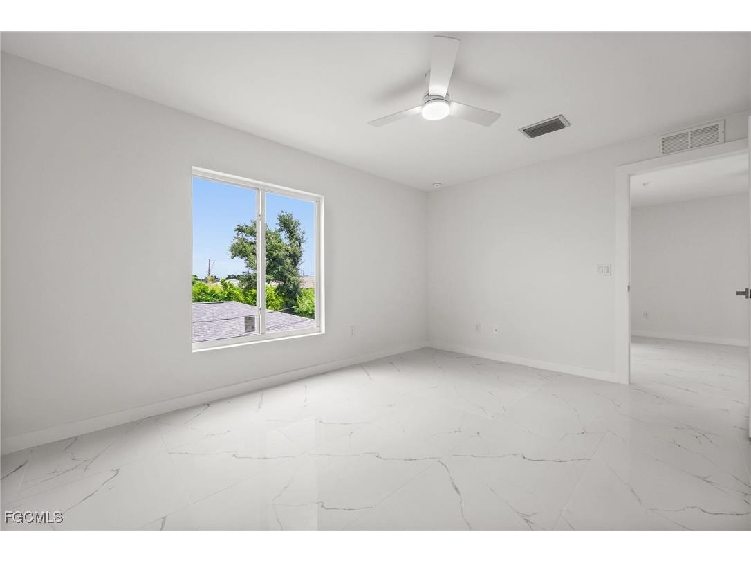 721 SW 30th Terrace #1 Cape Coral FL 33914 2025005854 image16