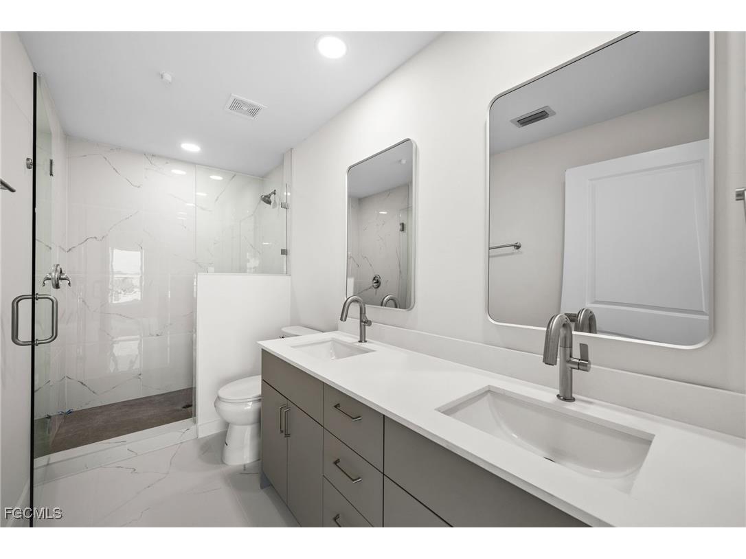 721 SW 30th Terrace #1 Cape Coral FL 33914 2025005854 image17