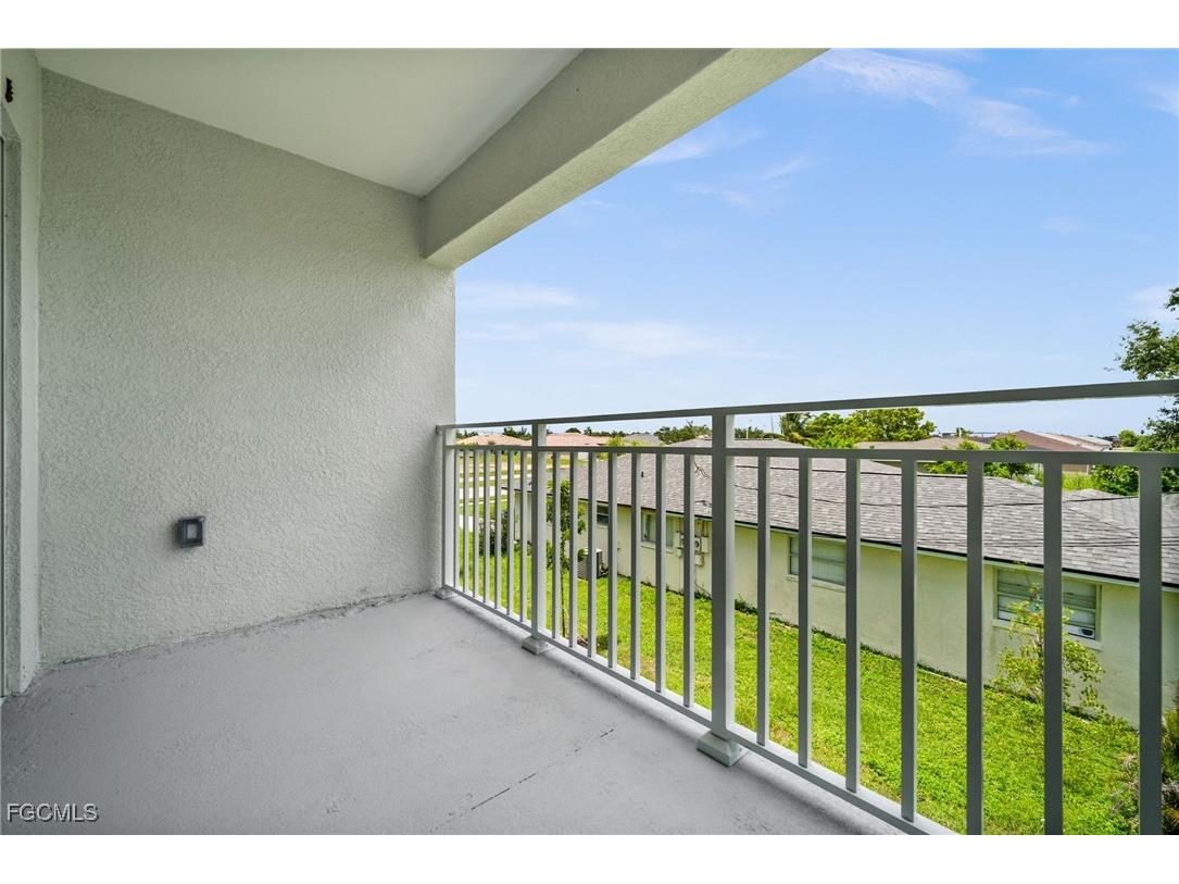721 SW 30th Terrace #3 Cape Coral FL 33914 2025005871 image19