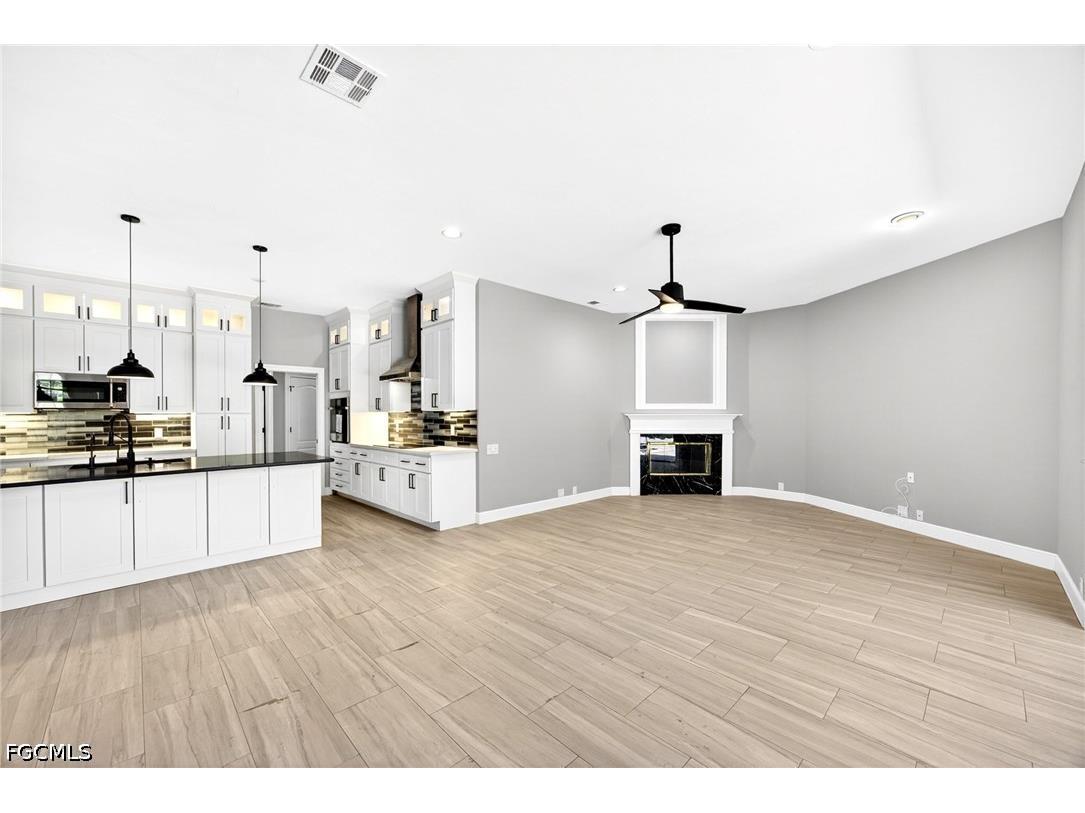 7214 Hendry Creek Drive Fort Myers FL 33908 2026019057 image17
