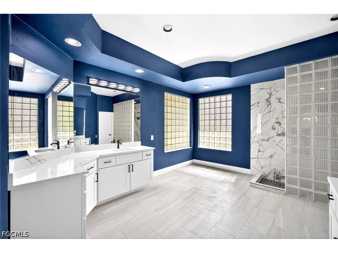 7214 Hendry Creek Drive Fort Myers FL 33908 2026019057 image23