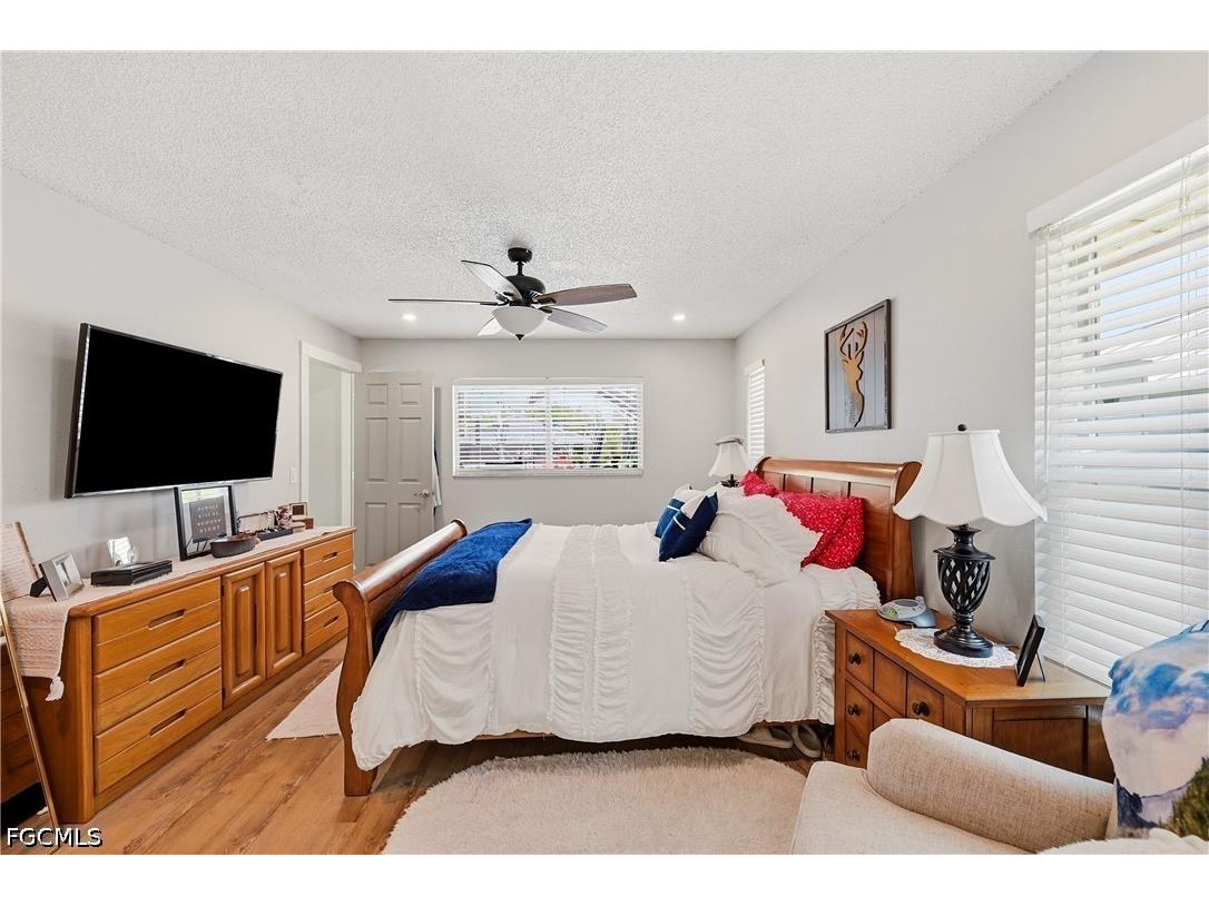 7219 Reymoor Drive North Fort Myers FL 33917 2026030244 image16