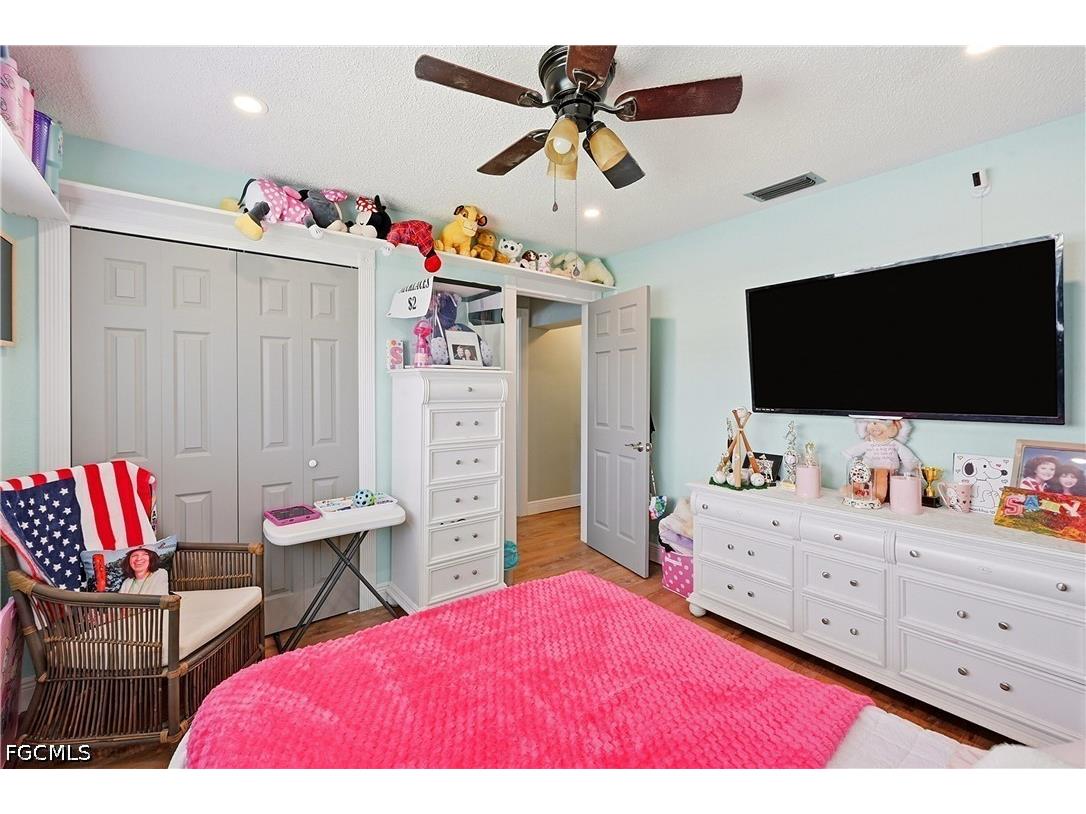 7219 Reymoor Drive North Fort Myers FL 33917 2026030244 image27
